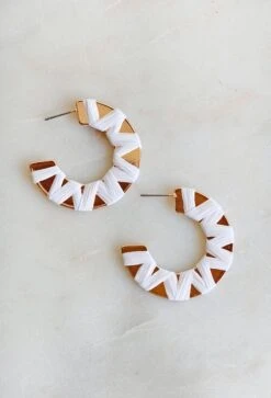 Get A Clue Earrings In White