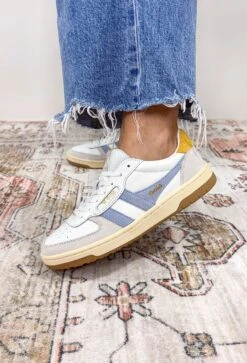 Gola Hawk Sneaker In White