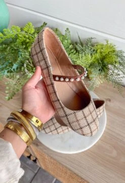 Tea Time Plaid Mary Jane Flat 9 Tea Time Plaid Mary Jane Flat -Modern Women Wear TeaTimePlaidMaryJaneFlat6