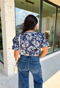 All The Reason Floral Top 11 All The Reason Floral Top -Modern Women Wear WEB AllTheReasonFloralTop1