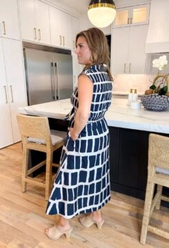 Fair & Square Midi Dress In Navy -Modern Women Wear WEB FairandSquareMidiDress1