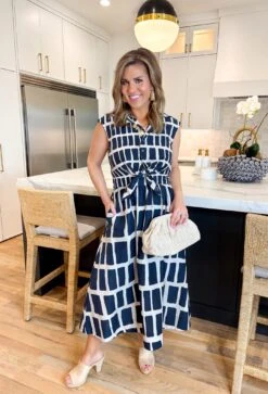 Fair & Square Midi Dress In Navy -Modern Women Wear WEB FairandSquareMidiDress3