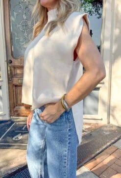 Fall In Love Short Sleeve Sweater -Modern Women Wear WEB FallInLoveShortSleeveSweater6