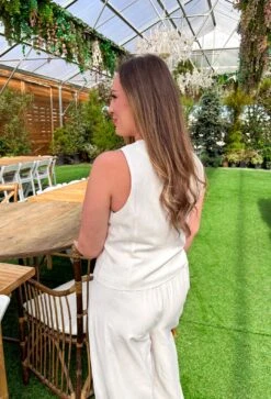 Fell For You Linen Tank 11 Fell For You Linen Tank -Modern Women Wear WEB FellForYouLinenTank4