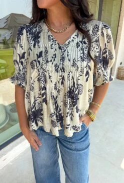 Modern Women Wear -Modern Women Wear WEB JustPretendTopinNavy4