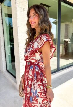 Lost In Time Floral Midi Dress 11 Lost In Time Floral Midi Dress -Modern Women Wear WEB LostInTimeFloralMidiDress1