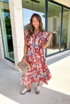 Lost In Time Floral Midi Dress 10 Lost In Time Floral Midi Dress -Modern Women Wear WEB LostInTimeFloralMidiDress4