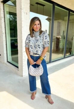 Never Stray Floral Top -Modern Women Wear WEB NeverStrayFloralTop6