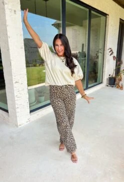 Still Holding On Top In Ecru -Modern Women Wear WEB StillHoldingOnTopinEcru3