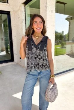 Still On My Mind Top -Modern Women Wear WEB StillOnMyMindTop2